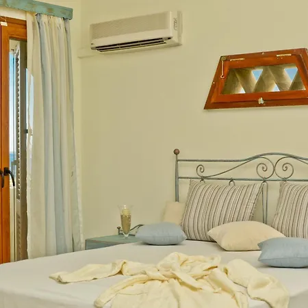Aparthotel Oasis *