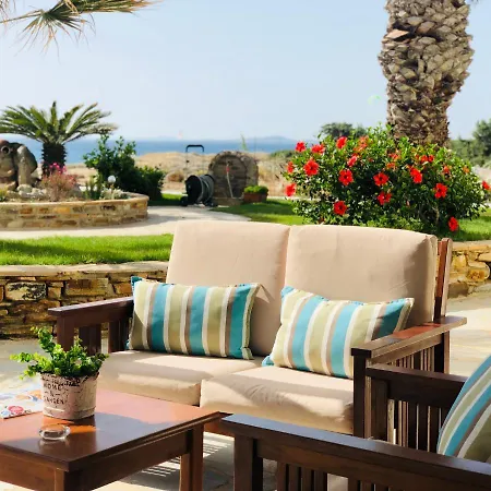 Oasis Apartmanhotel Mikrí Vígla