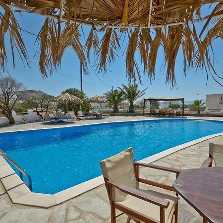 Oasis Apartmanhotel Mikrí Vígla