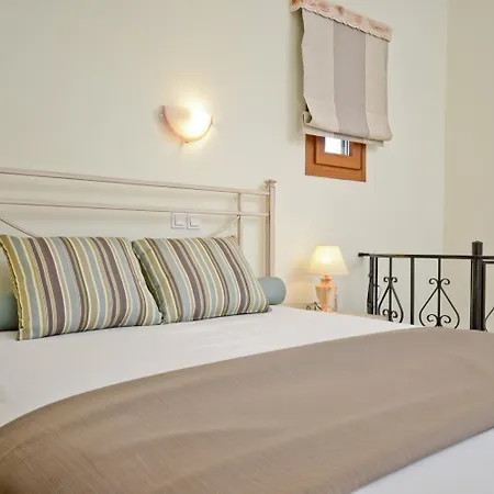 Oasis Apartmanhotel 4*