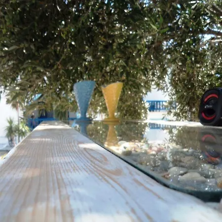 Oasis Mikrí Vígla