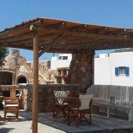 Oasis Apartmanhotel Mikrí Vígla