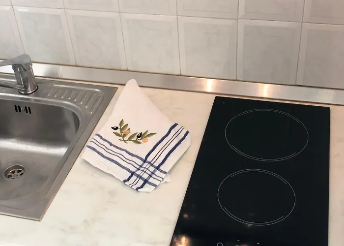 Oasis Aparthotel Mikri Vigla